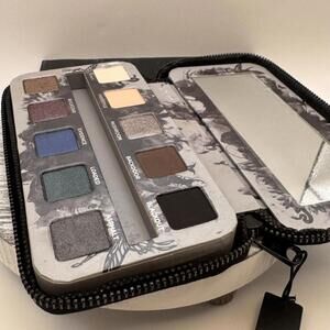 Urban Decay SMOKED Eyeshadow Palette RARE Brand New w/ Look Book BNWOB